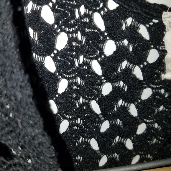 Black cover-up - Picture 2 of 4